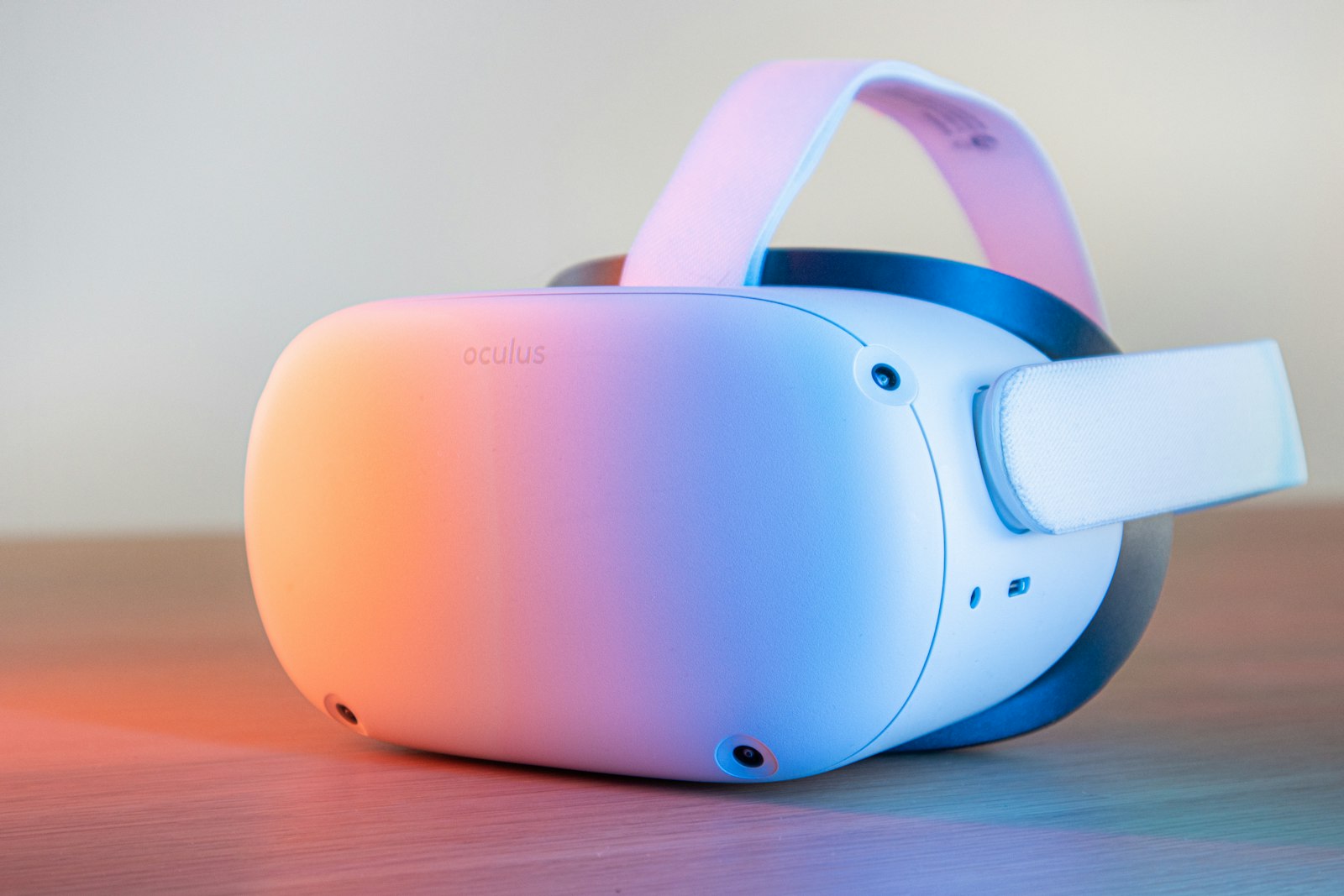 Virtual reality real-estate walkthrough session
